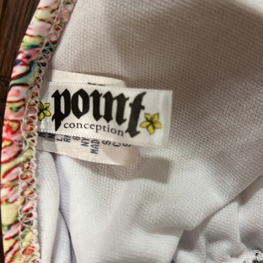 Point Conception bikini‎ - Picture 4 of 6